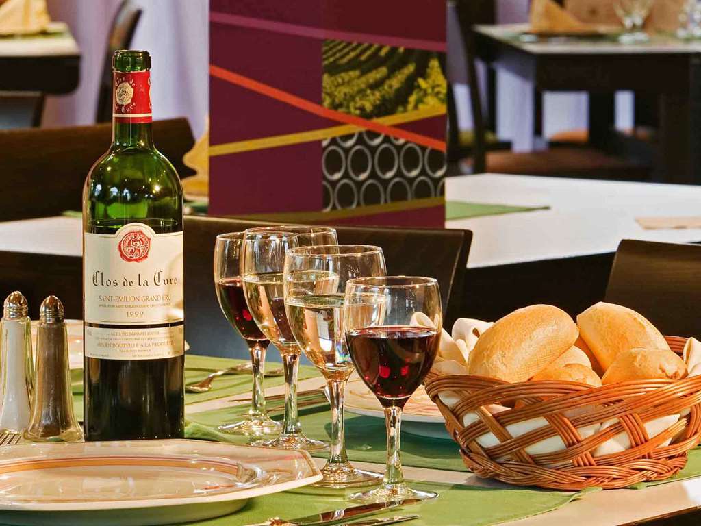 Mercure Vienne Sud Chanas Restaurant photo